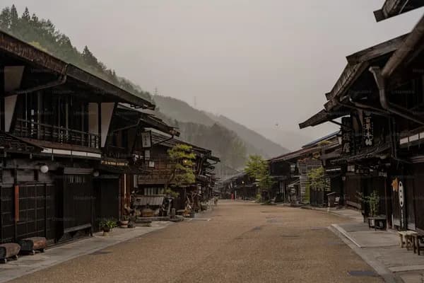 Sanmachi Suji old town walk in Takayama
